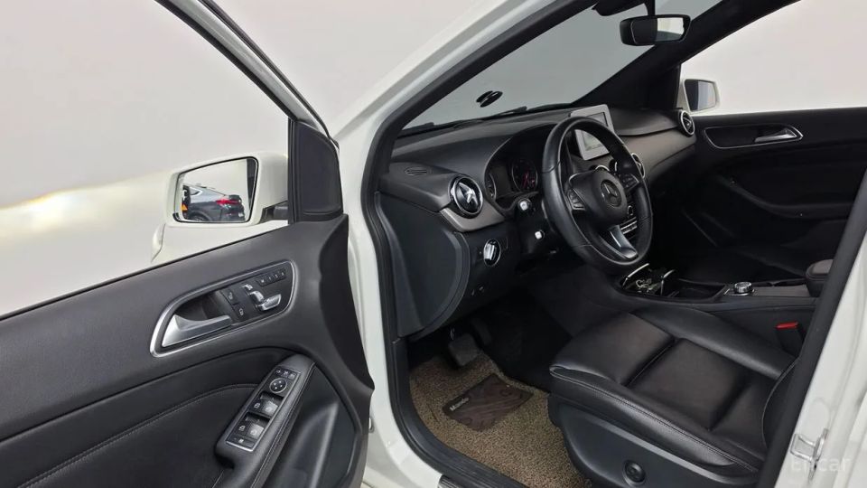 Mercedes-Benz B-Class