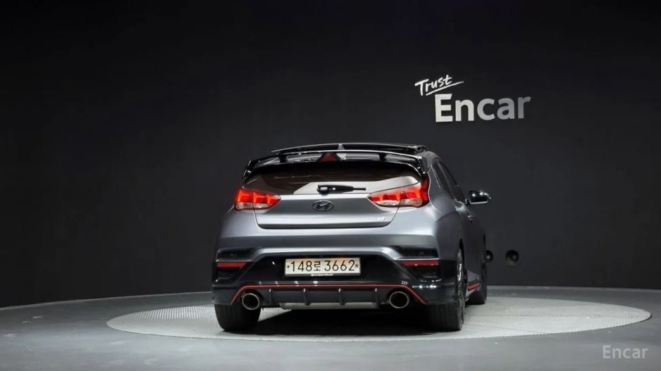 Hyundai Veloster