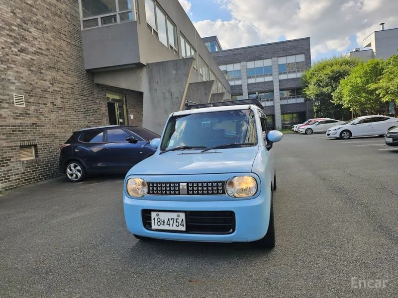 Suzuki Alto Lapin