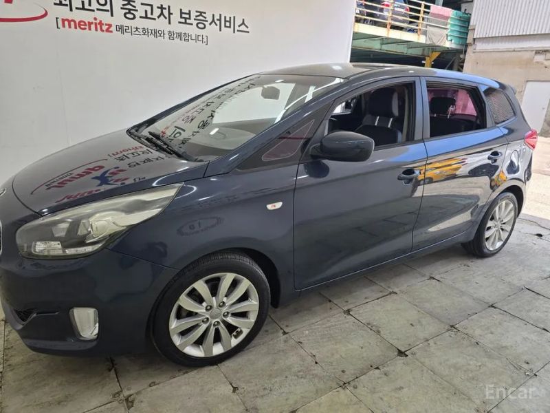 Kia Carens