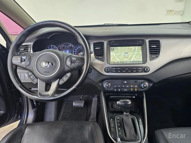 Kia Carens