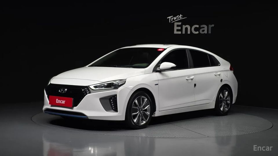 Hyundai Ioniq