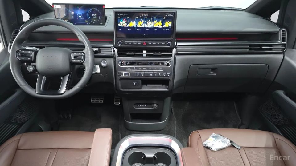 Hyundai Staria