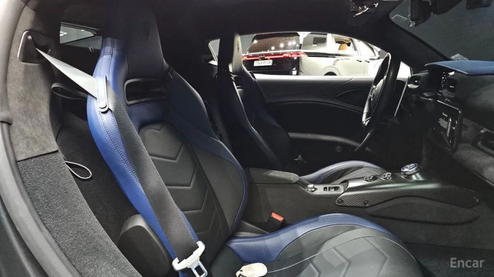 Maserati MC20