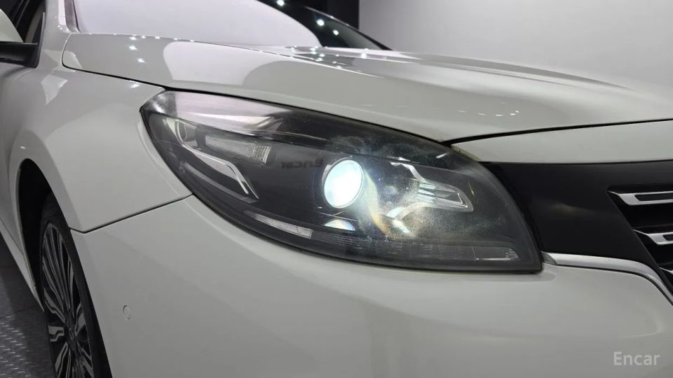 Renault-KoreaSamsung SM7