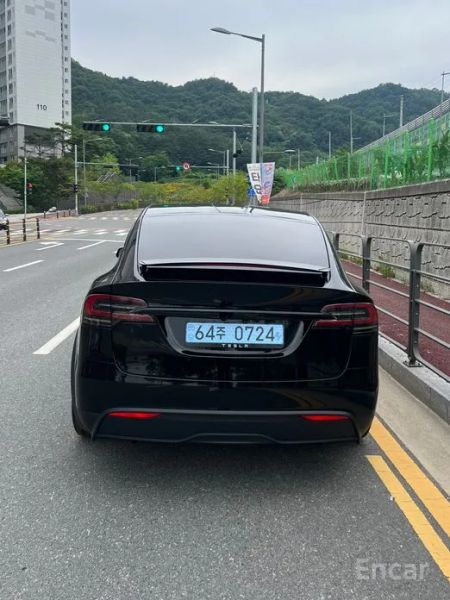 Tesla model-x