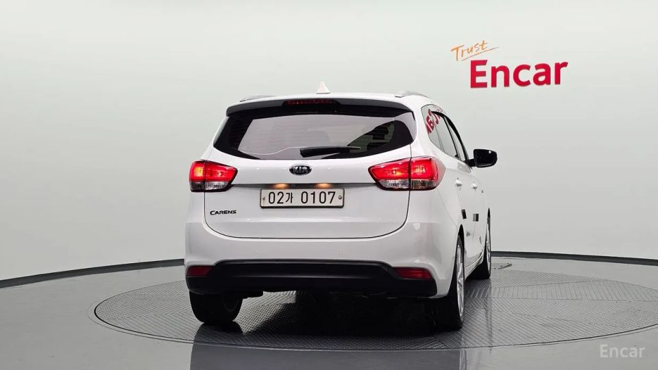 Kia Carens