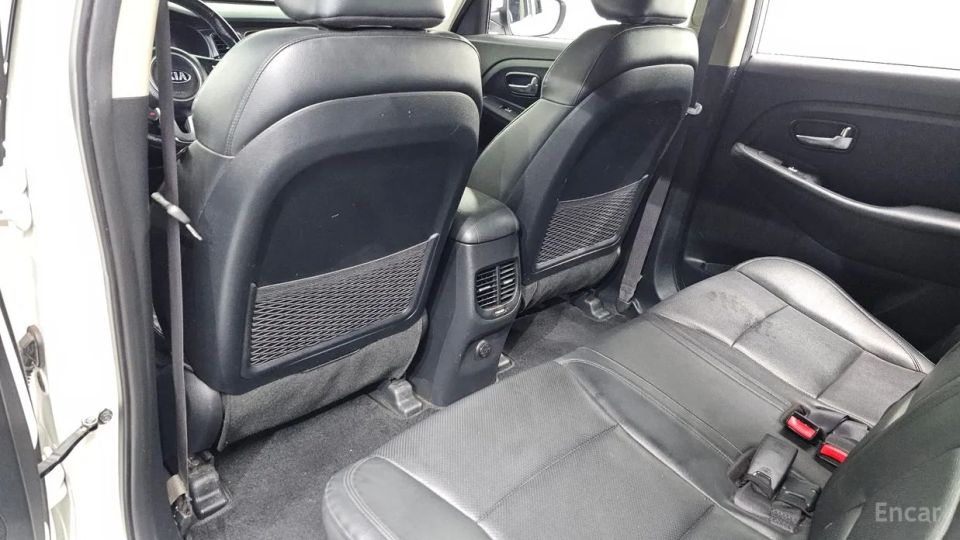 Kia Carens
