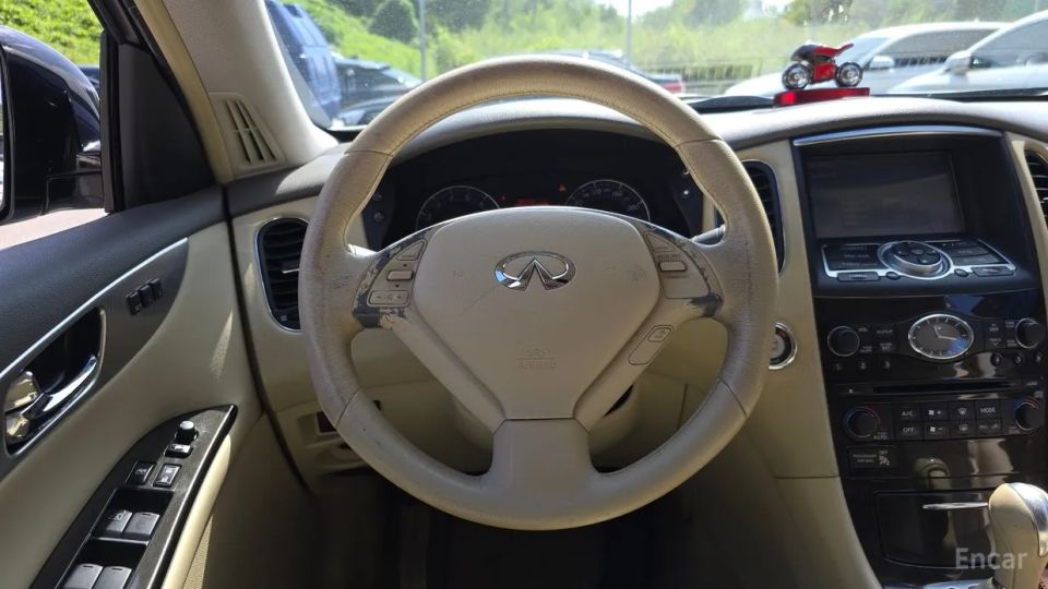 Infiniti EX