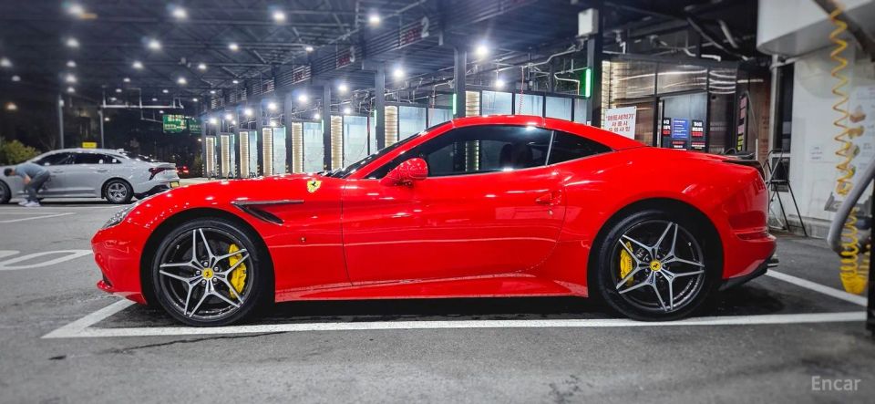 Ferrari California