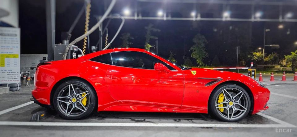 Ferrari California