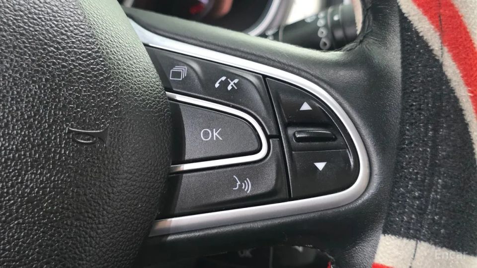 Renault-KoreaSamsung SM6