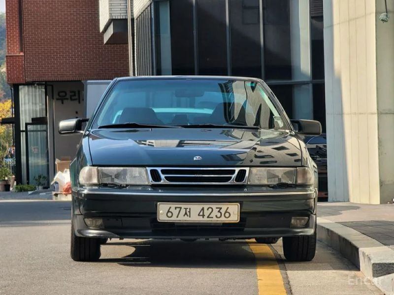 Saab 9000