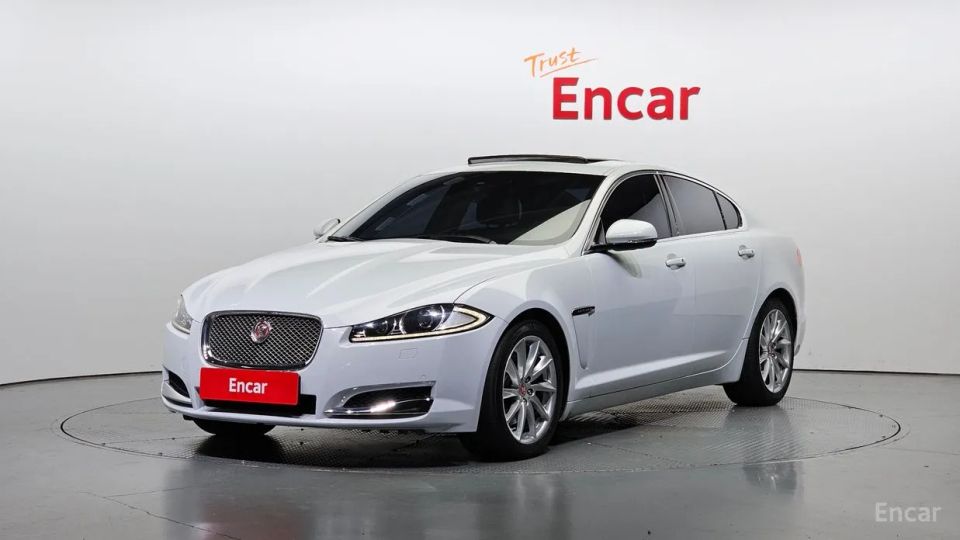 Jaguar xf