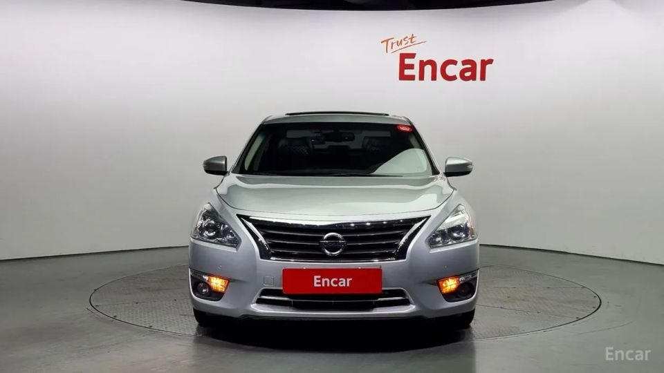Nissan altima