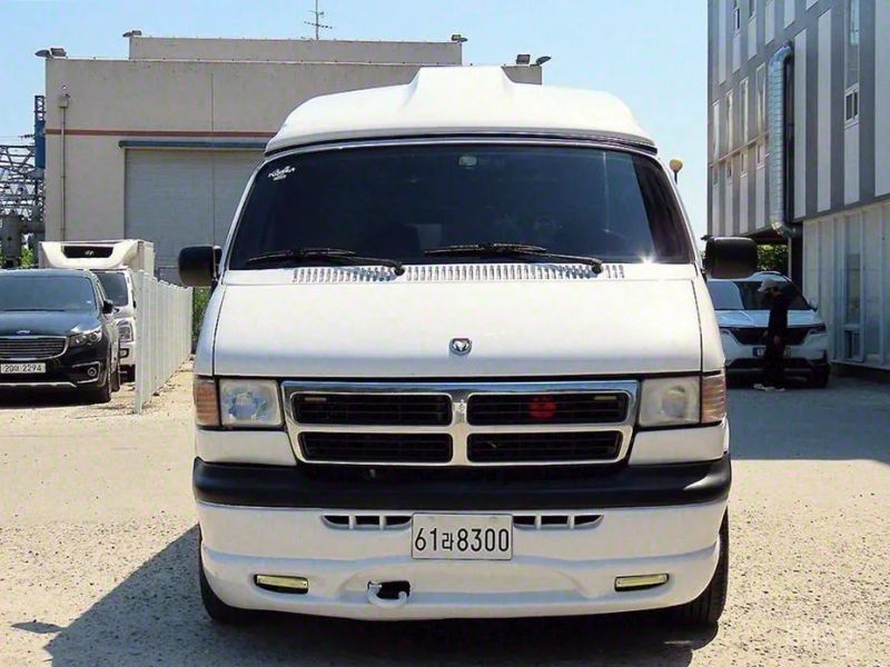 Dodge Ram Van