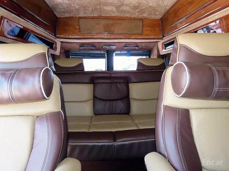 Dodge Ram Van