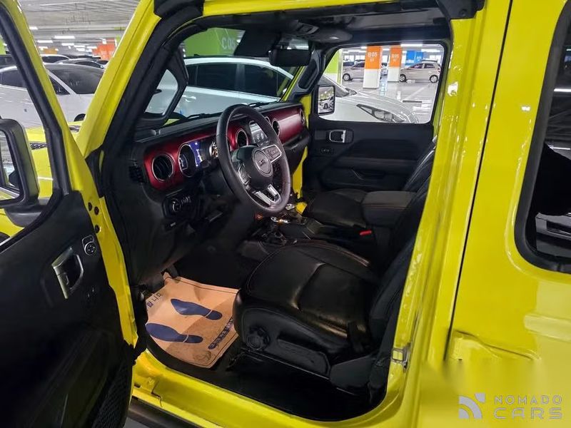 Jeep gladiator