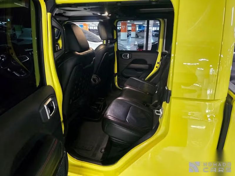 Jeep gladiator
