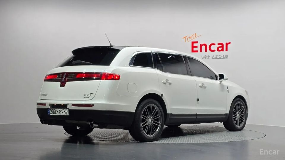 Lincoln MKT