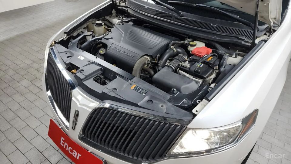 Lincoln MKT