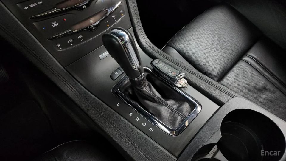 Lincoln MKT
