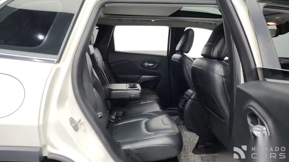 Jeep cherokee