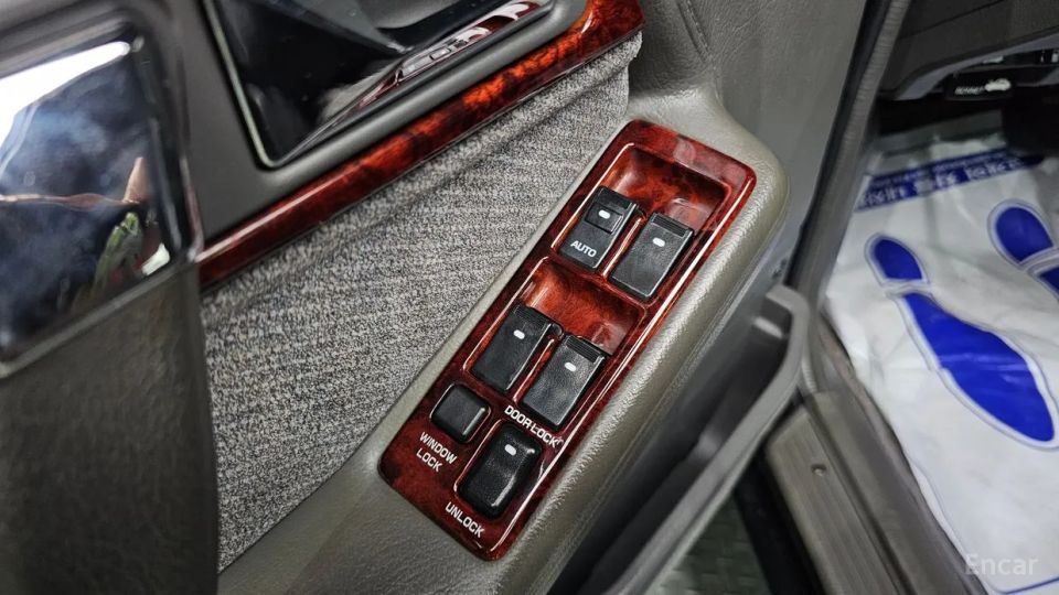Kia Potentia