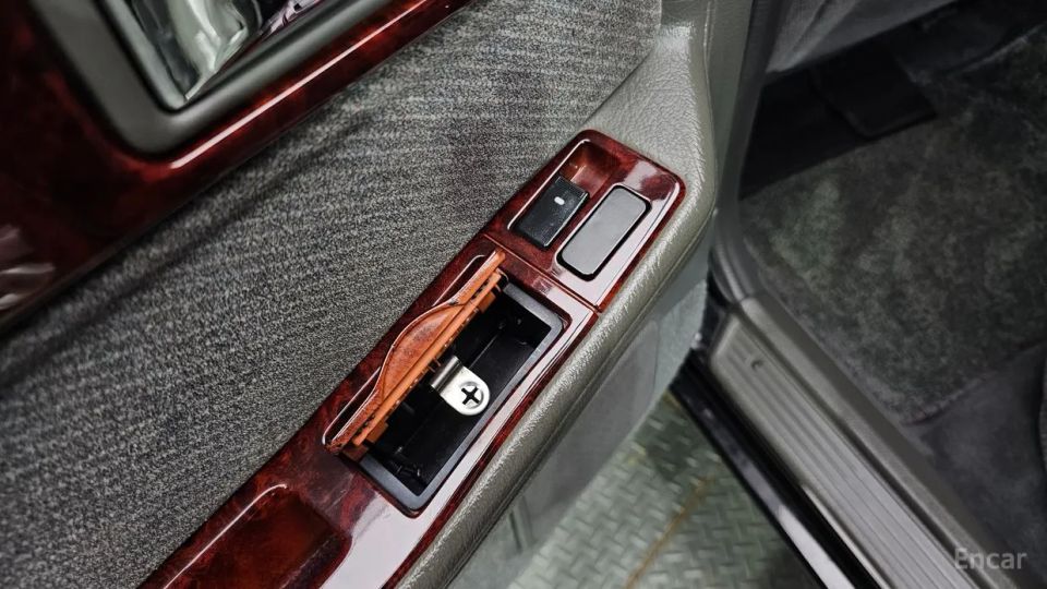 Kia Potentia