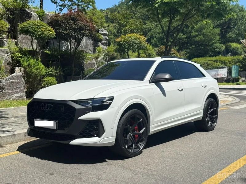 Audi rsq8