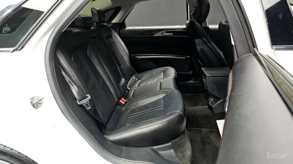 Lincoln MKZ