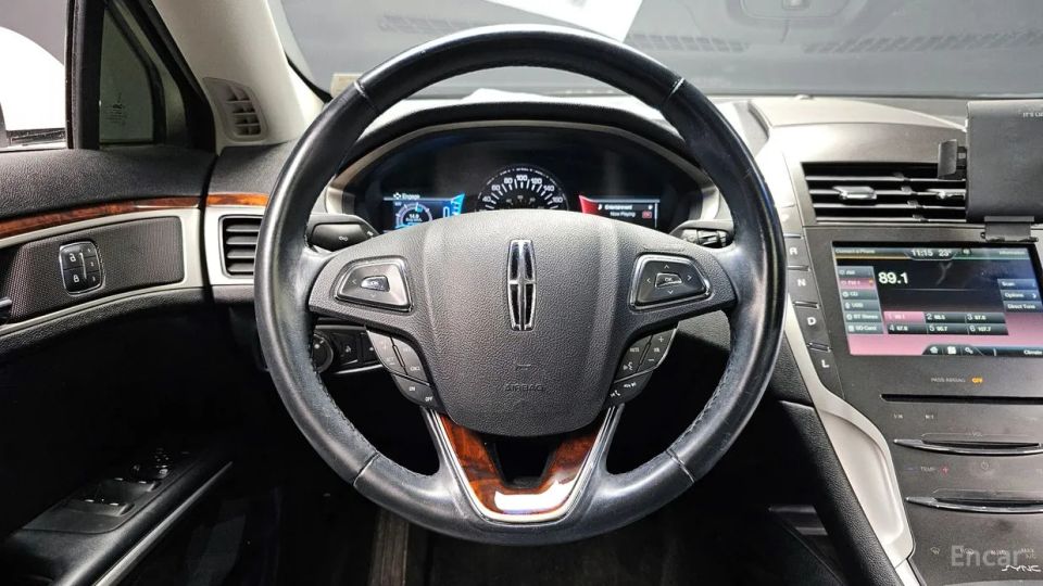 Lincoln MKZ