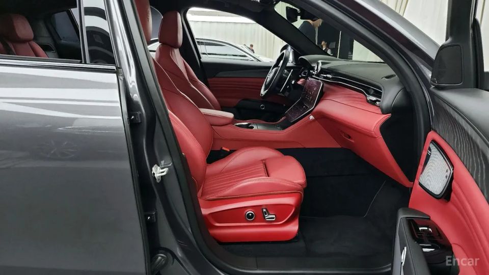Maserati Grecale