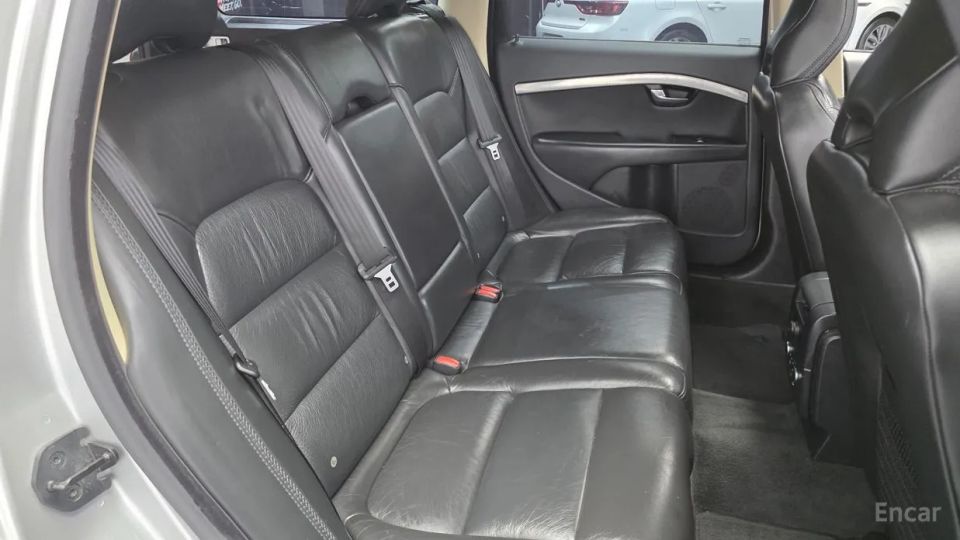 Volvo XC70