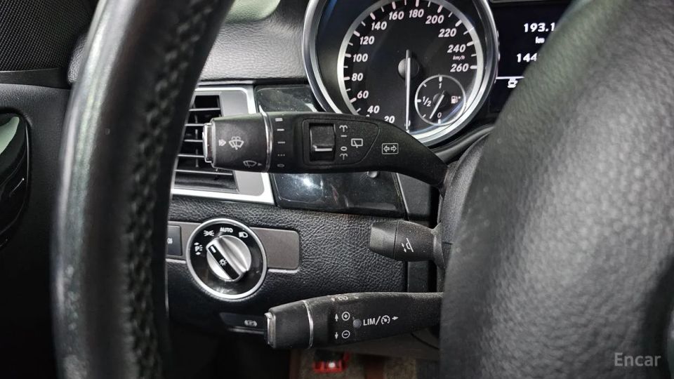 Mercedes-Benz M-class