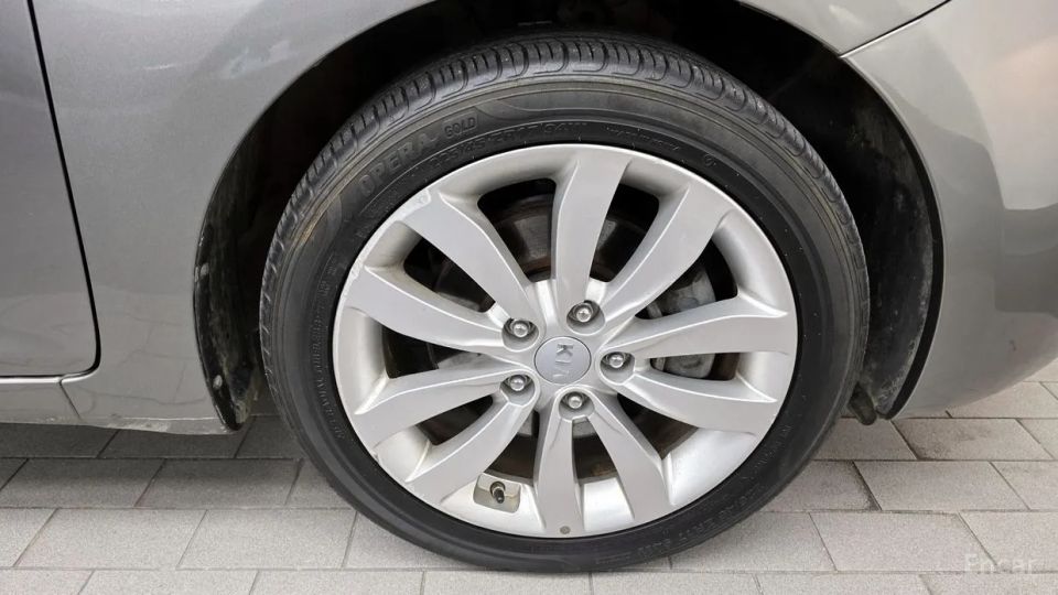 Kia Carens