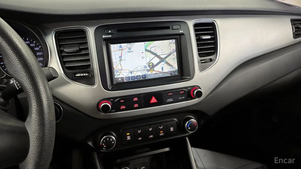 Kia Carens