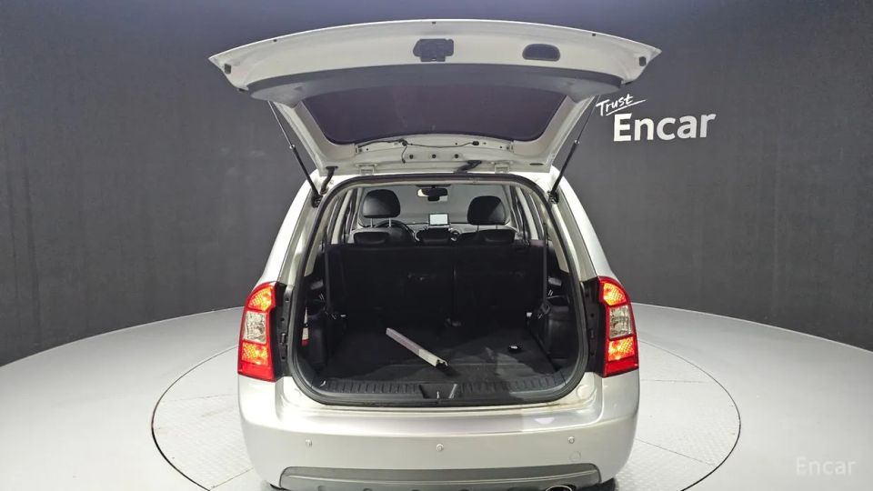Kia Carens