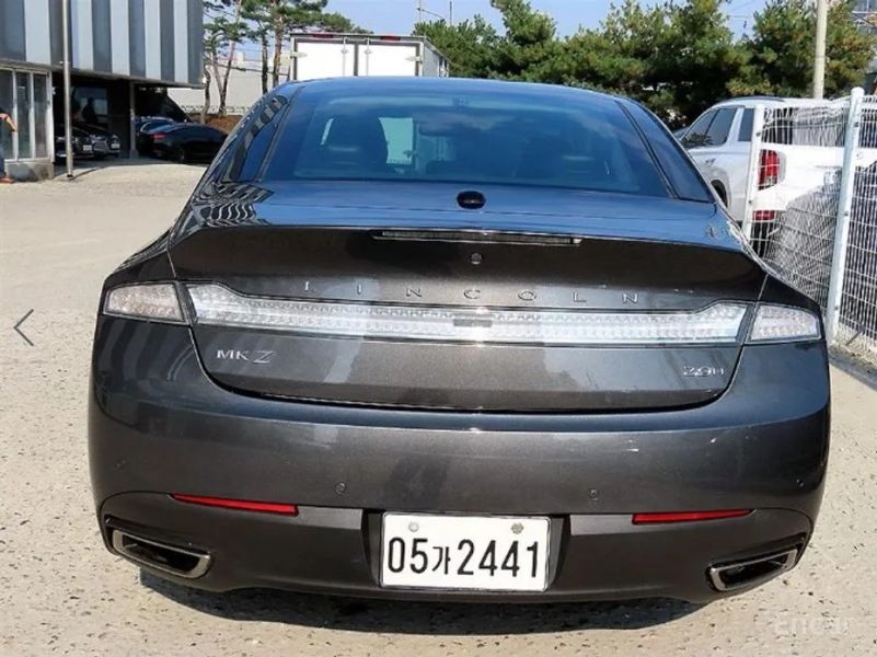 Lincoln MKZ