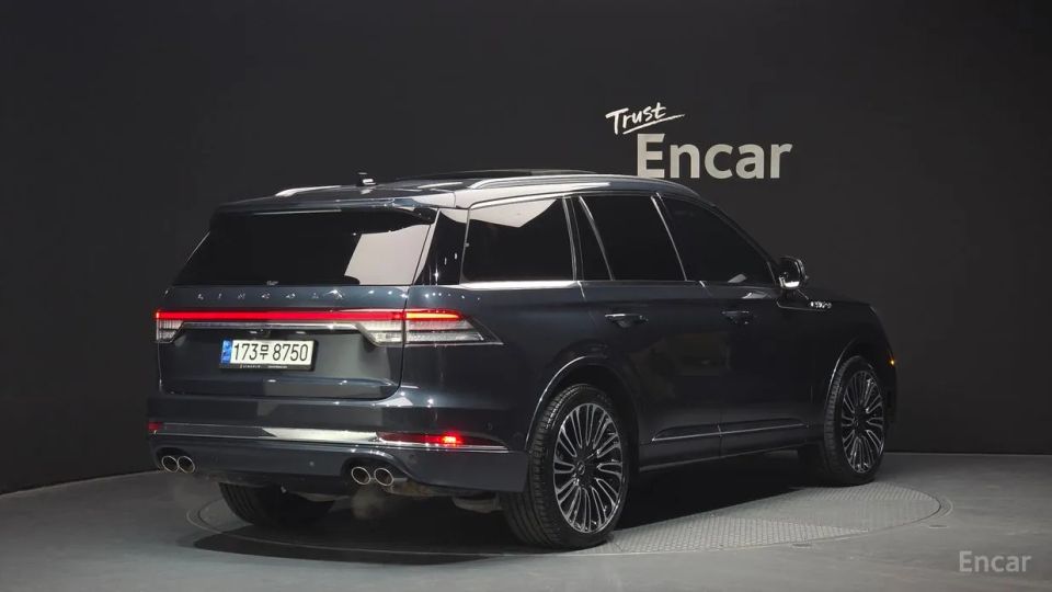 Lincoln Aviator