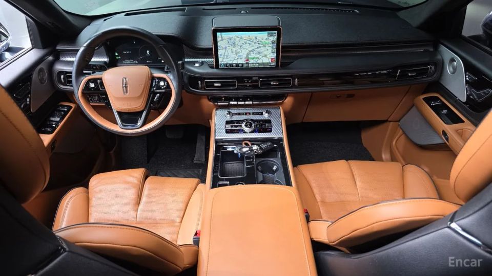 Lincoln Aviator
