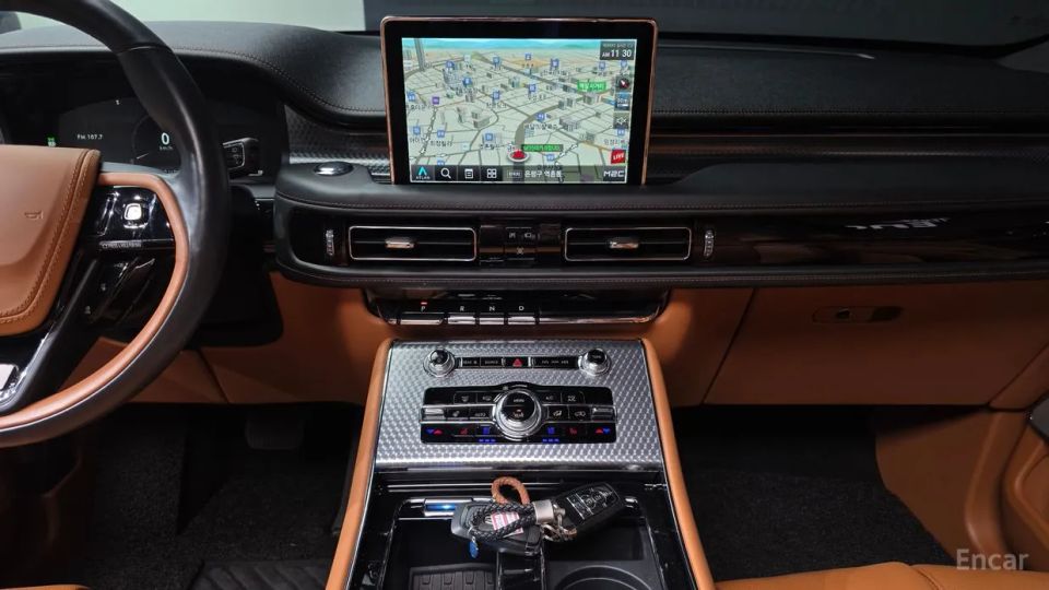 Lincoln Aviator
