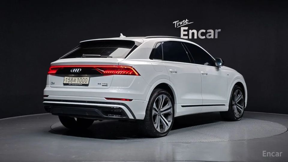 Audi Q8
