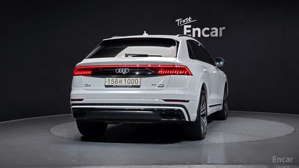 Audi Q8