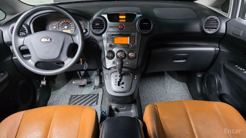 Kia Carens