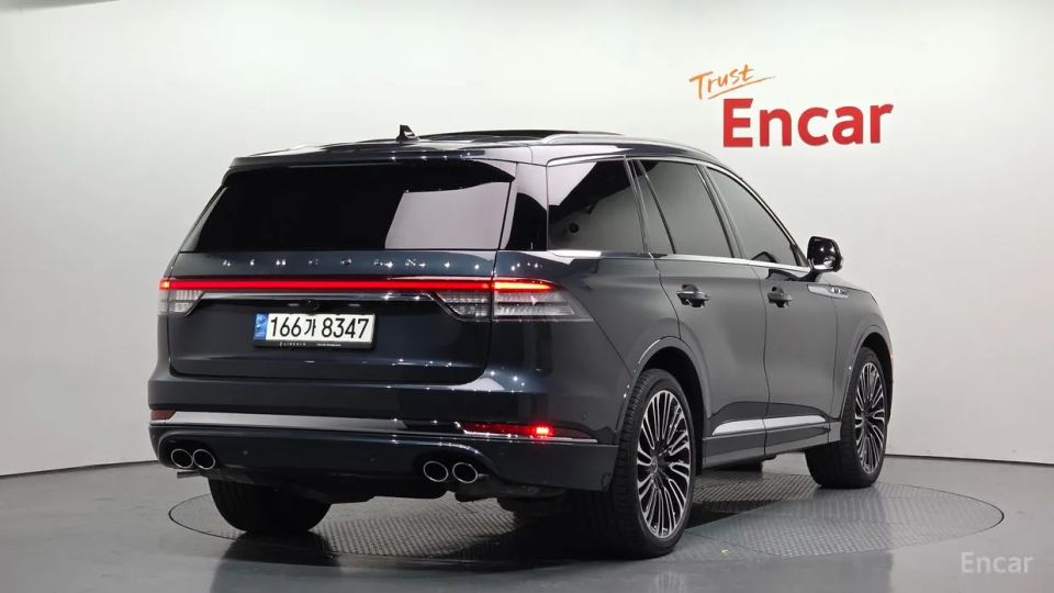 Lincoln Aviator