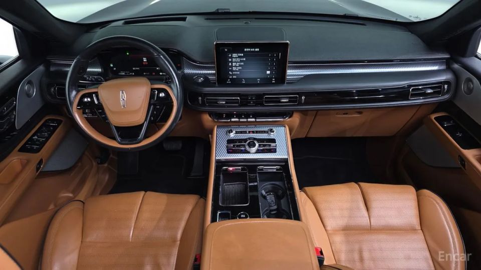 Lincoln Aviator