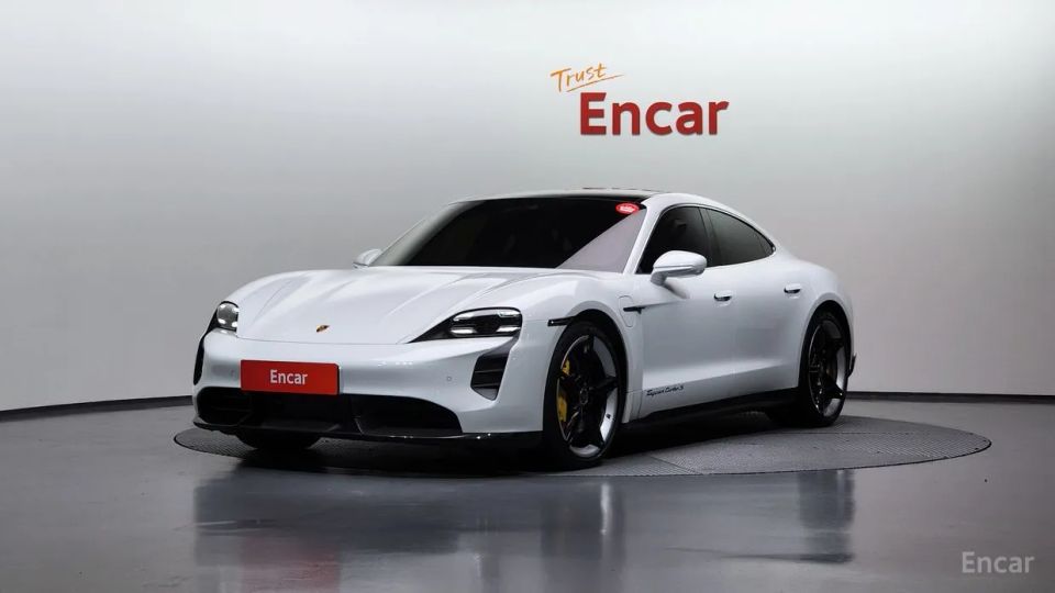 Porsche Taycan