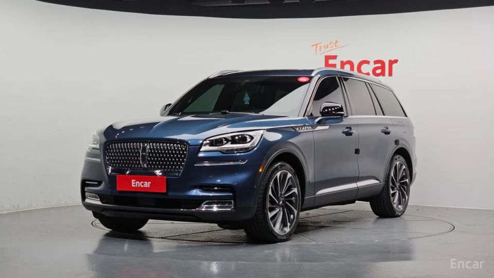 Lincoln Aviator
