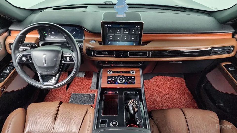 Lincoln Aviator